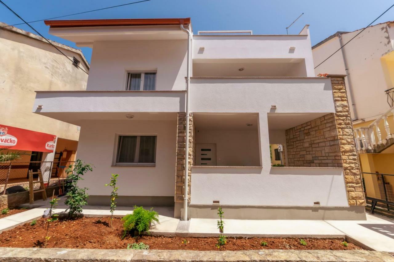 Privat Room Luka Zadar Bagian luar foto