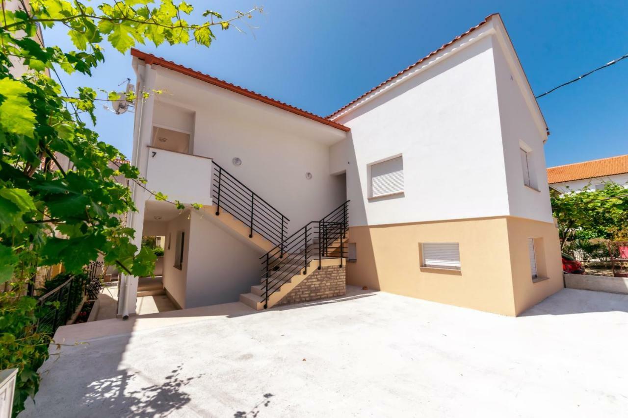 Privat Room Luka Zadar Bagian luar foto