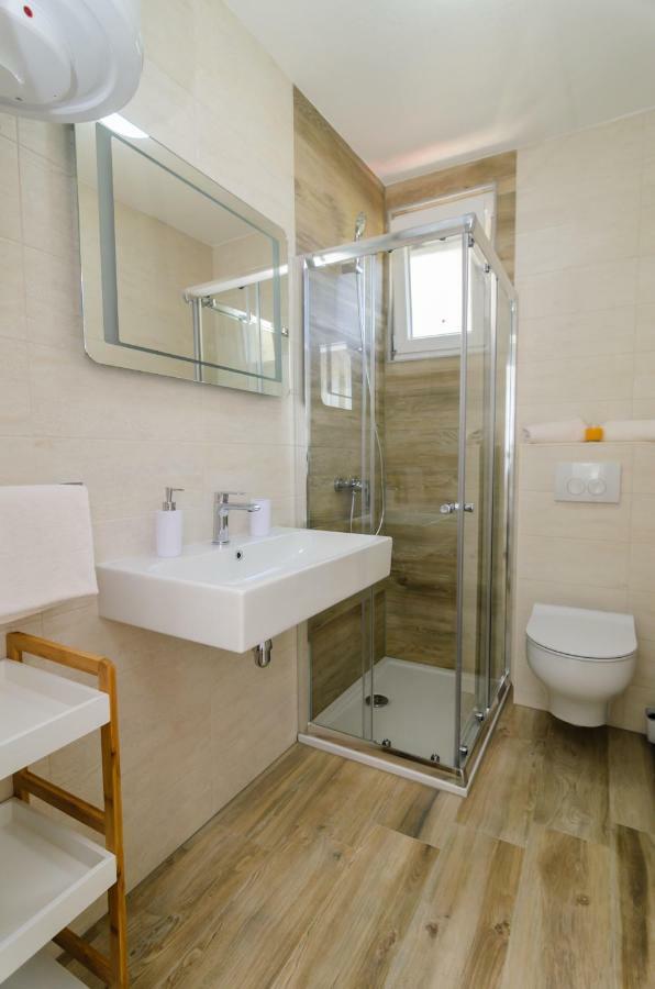 Privat Room Luka Zadar Bagian luar foto